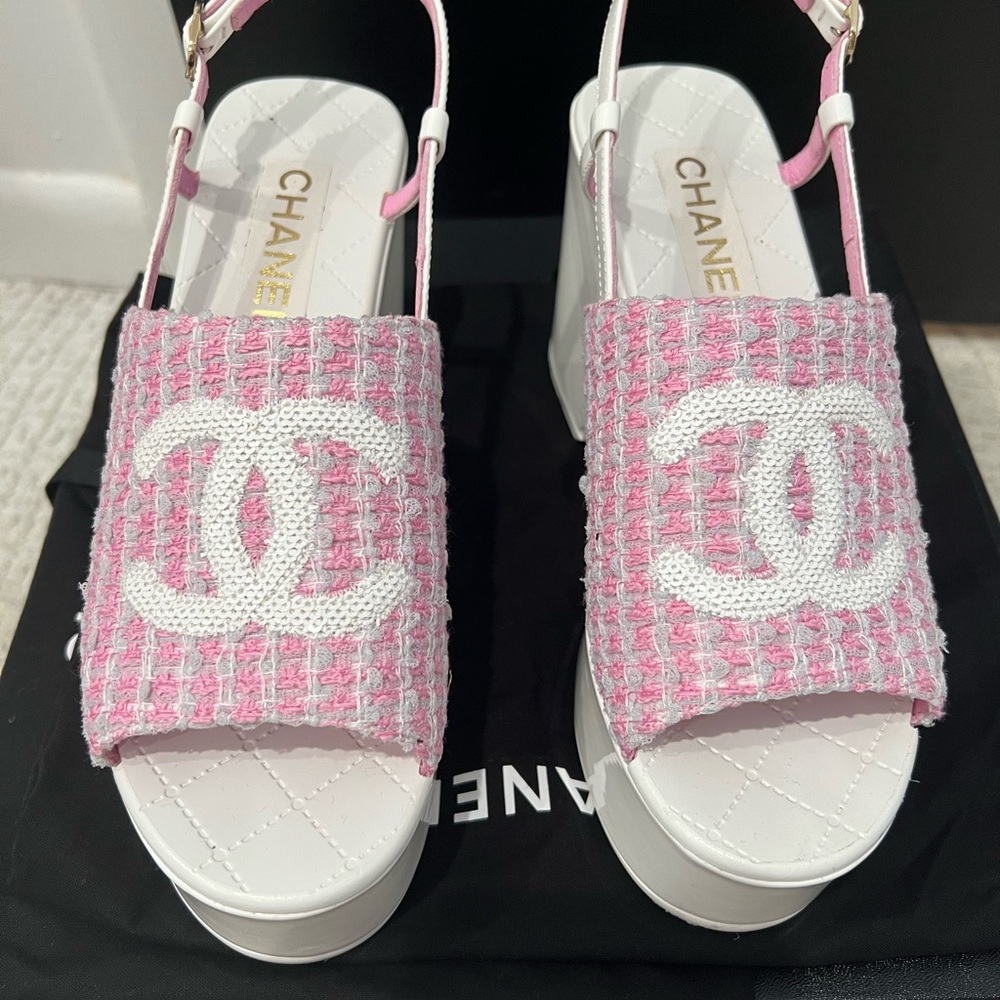 Chanel Tweed & Sequins Pink and White Women's Sandals